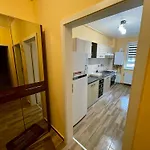 Coresi Apartment