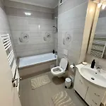 Apartment Coresi *